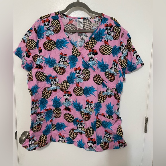 Disney Mickey Minnie Hawaiian Pineapple print medical Scrub top short sleeve 2X - Picture 1 of 7